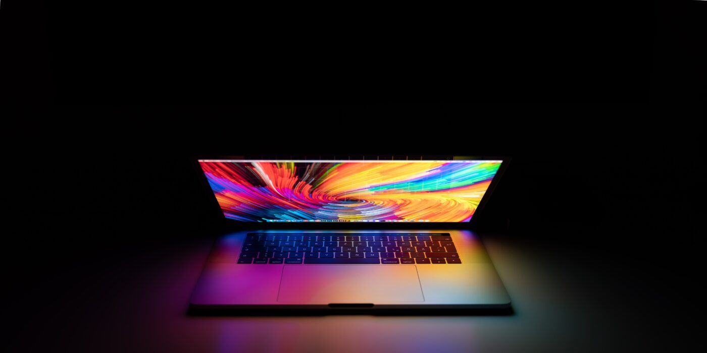 cumpara laptop