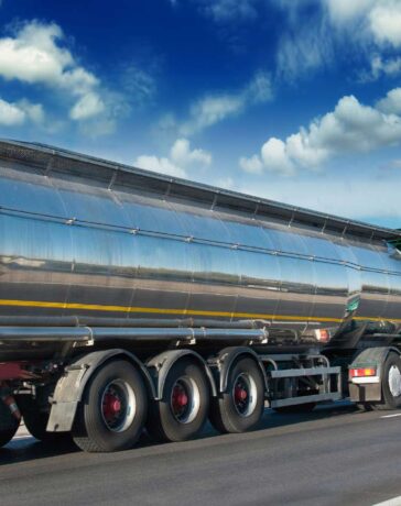 Urmărirea GPS în Lumea Petrolieră Control și Optimizare