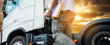 De ce merită investiția într-un sistem de monitorizare flotă GPS